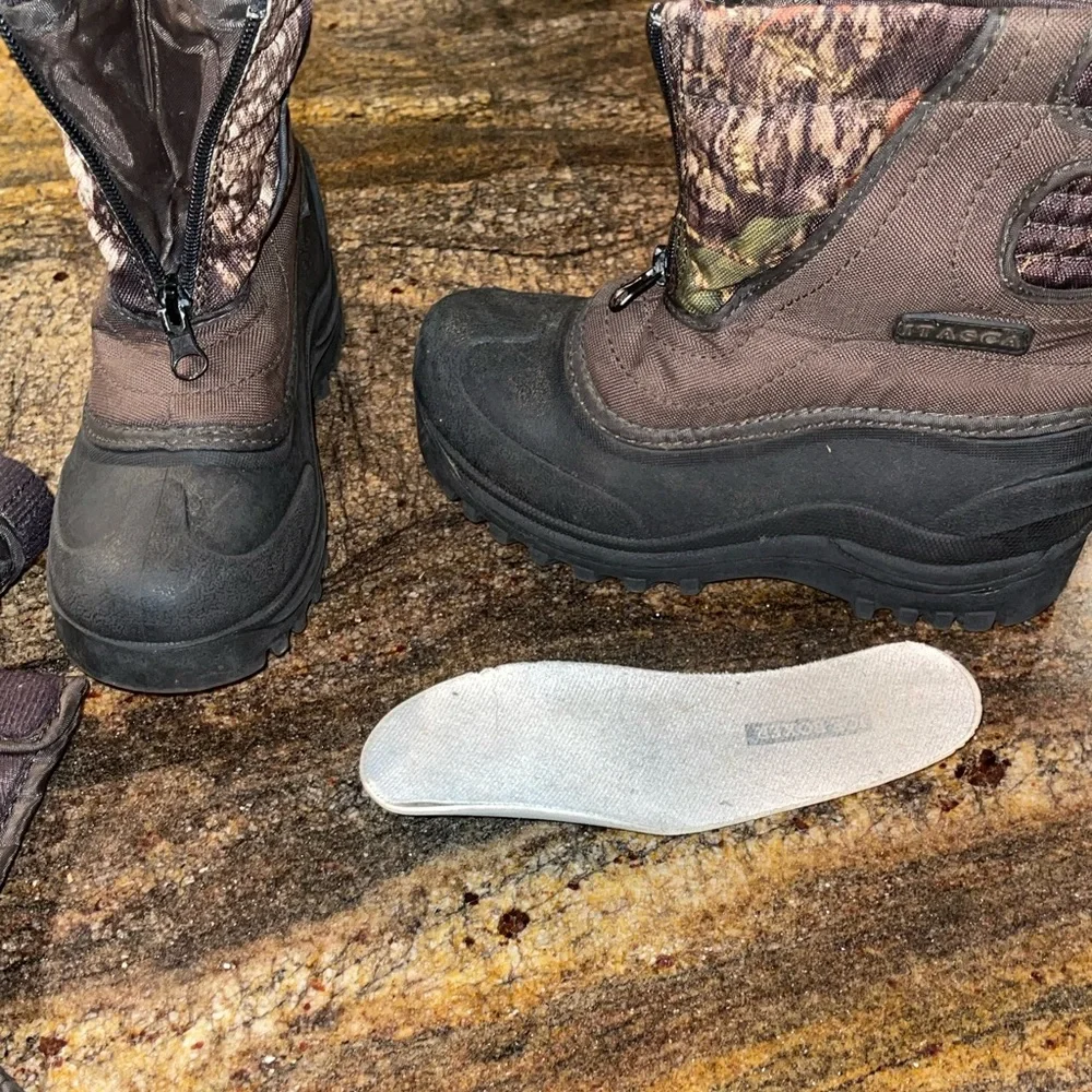 Itasca Camo snow boot size 1‎